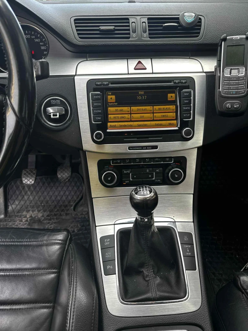 VW Passat, снимка 13 - Автомобили и джипове - 52154120