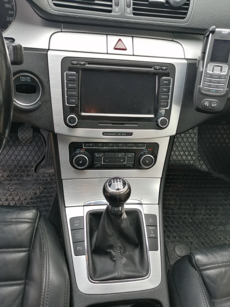 VW Passat, снимка 7 - Автомобили и джипове - 52154120