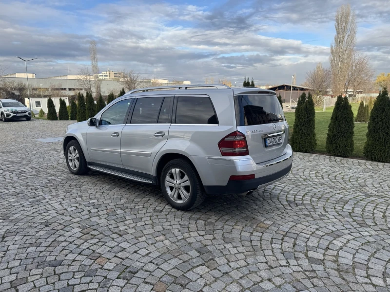 Mercedes-Benz GL 420 7 МЕСТА, снимка 2 - Автомобили и джипове - 52641133