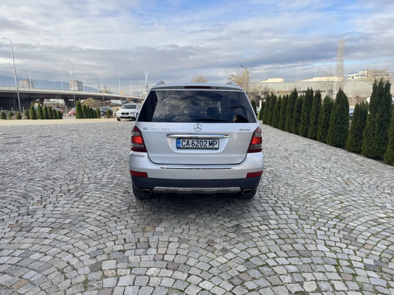 Mercedes-Benz GL 420 7 МЕСТА, снимка 3 - Автомобили и джипове - 52641133