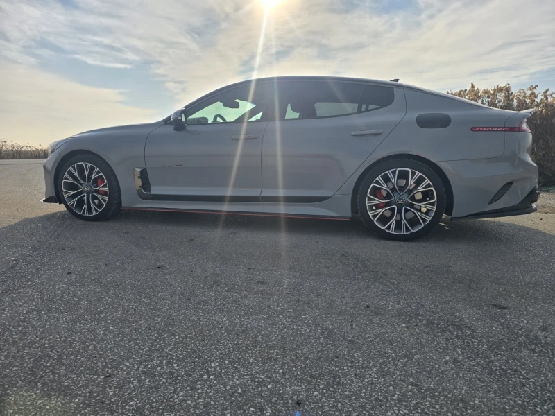 Kia Stinger GT2 488кс, снимка 3 - Автомобили и джипове - 52855444