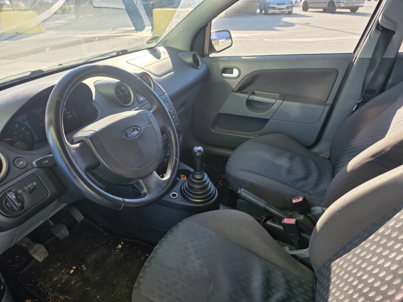 Ford Fiesta, снимка 6 - Автомобили и джипове - 52969205