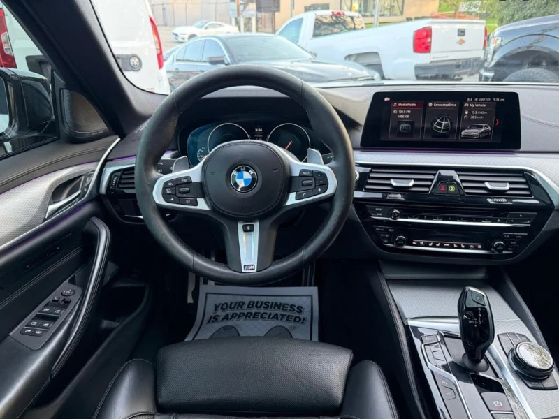 BMW 550 M550i * АвтоКредит* (ЦЕНА ДО БГ), снимка 10 - Автомобили и джипове - 53122148