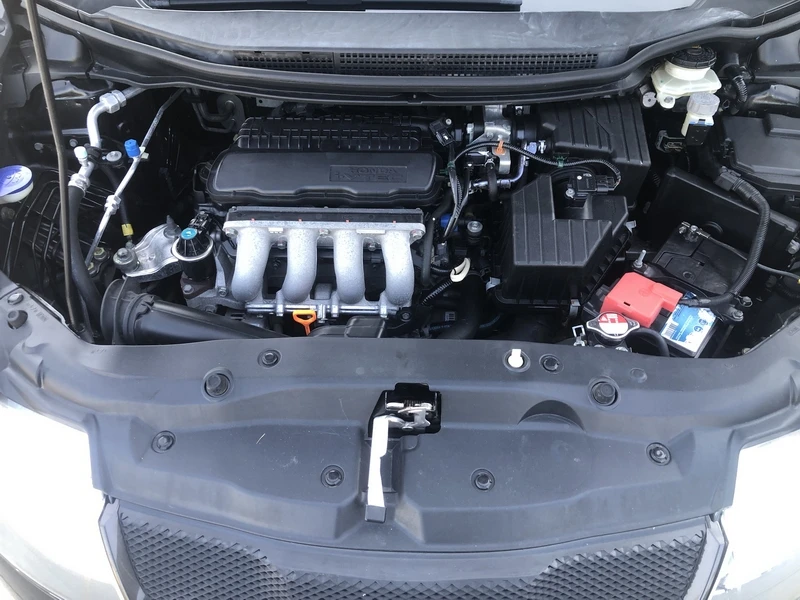 Honda Civic 1.4I 5DR  ШВЕЙЦАРИЯ - изображение 7