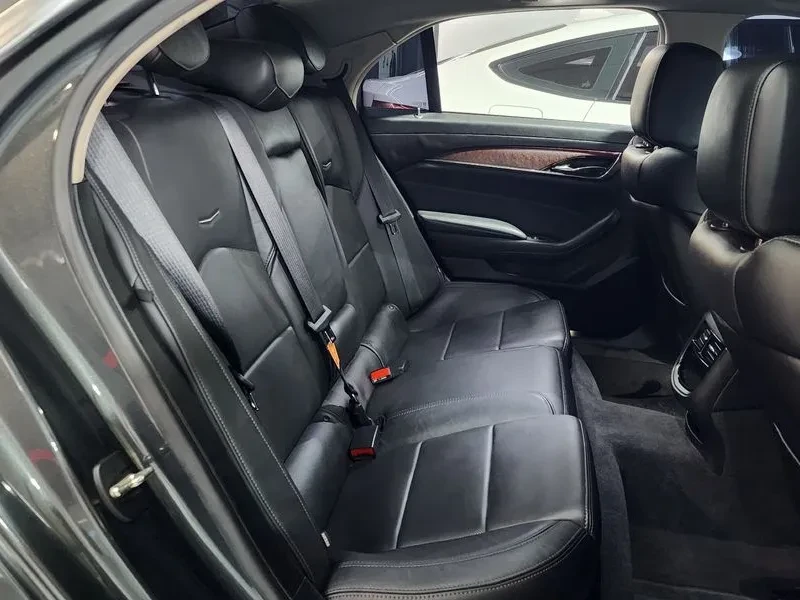 Cadillac Cts 2.0/LUXURY, снимка 12 - Автомобили и джипове - 56698960