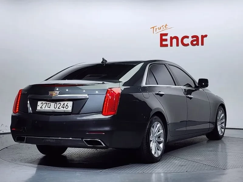 Cadillac Cts 2.0/LUXURY, снимка 2 - Автомобили и джипове - 56698960