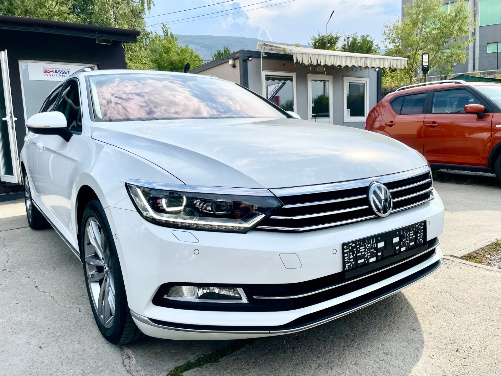 VW Passat 1.8TSi Highline Автоматик Нави Камера Швайцария - изображение 7