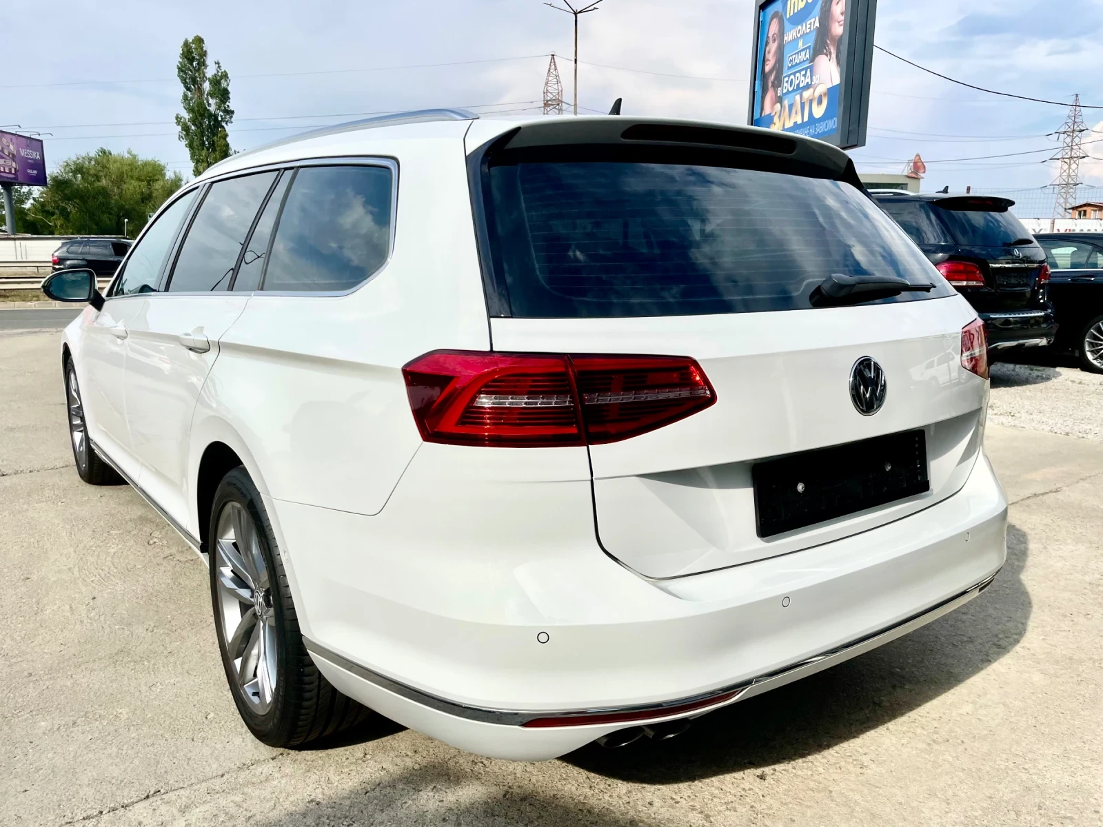 VW Passat 1.8TSi Highline Автоматик Нави Камера Швайцария - изображение 3