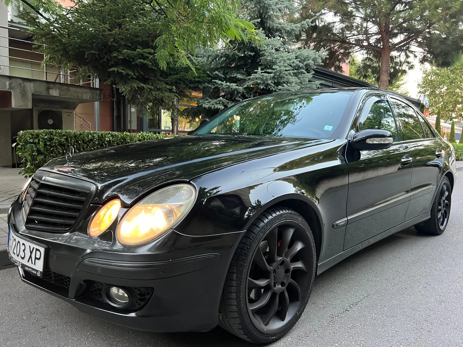 Mercedes-Benz E 280 CDI AVANTGARDE/XENON/NAVI/SEDAN/KOJA/UNIKAT - [1] 