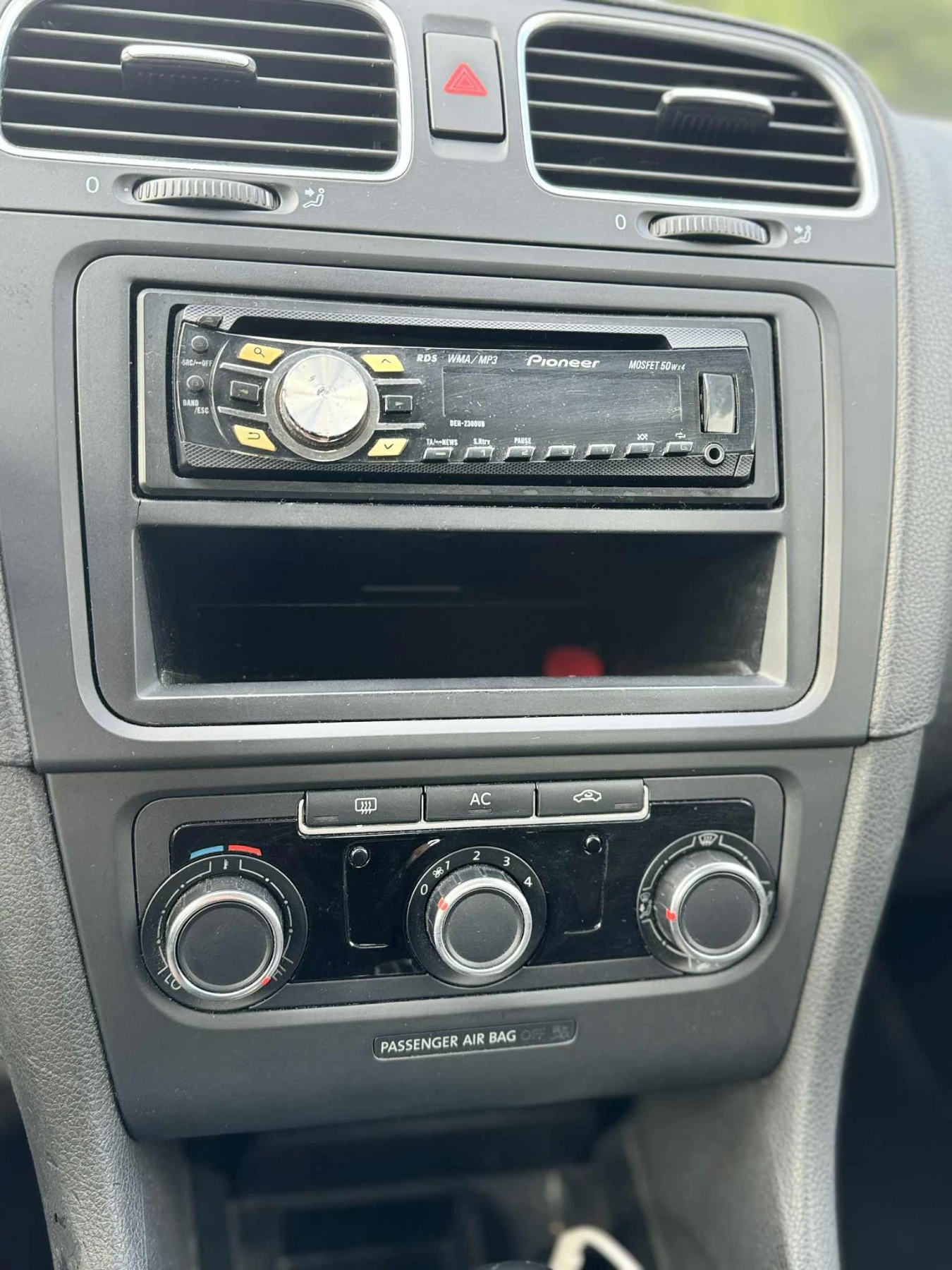 VW Golf 1.4i ГАЗ - изображение 7