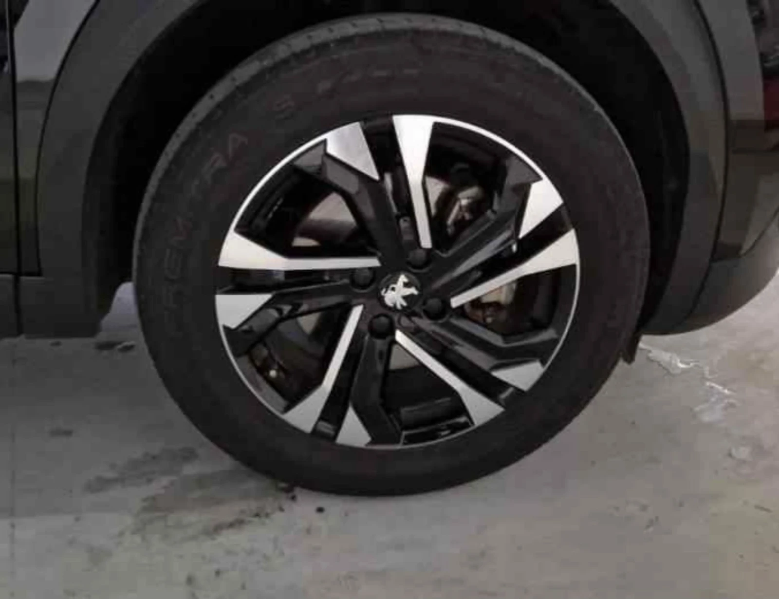 Peugeot 2008 1.5  BLUEHDI 130 ALLURE.KAMERA.LED.NAVI - изображение 4