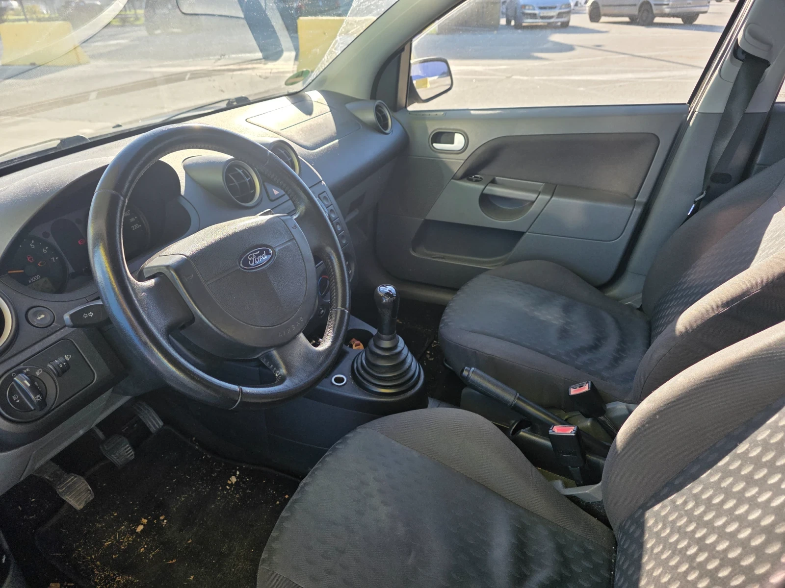 Ford Fiesta  - изображение 6