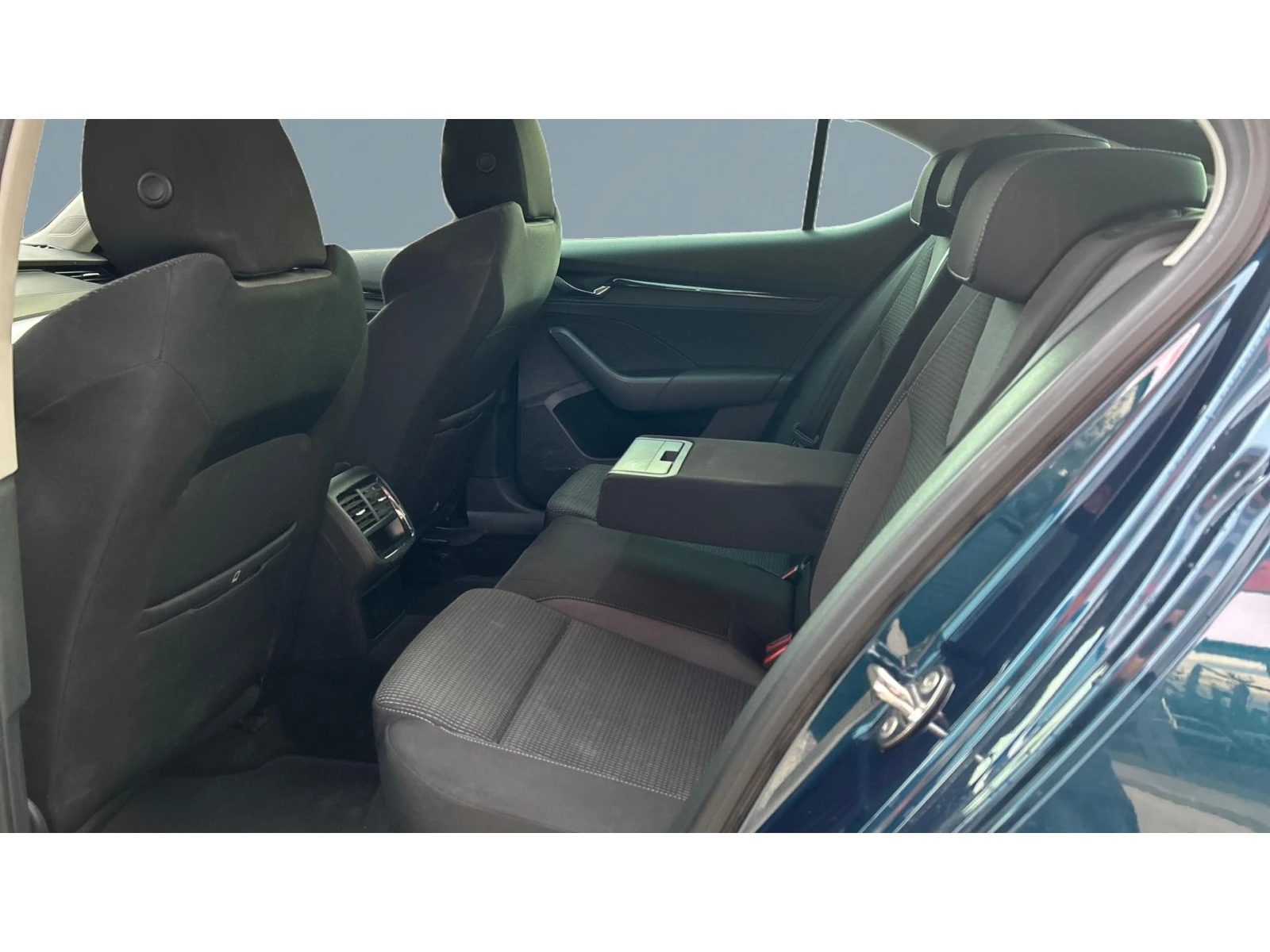 Skoda Octavia 2.0 TDi M/T, ������� ������ �� 199   | Mobile.bg � ����������� 15