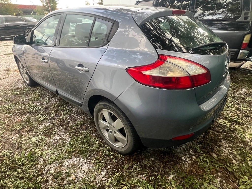 Renault Megane 1.5 DCI - изображение 4
