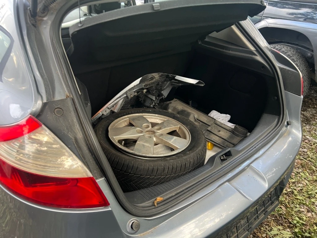 Renault Megane 1.5 DCI - изображение 9