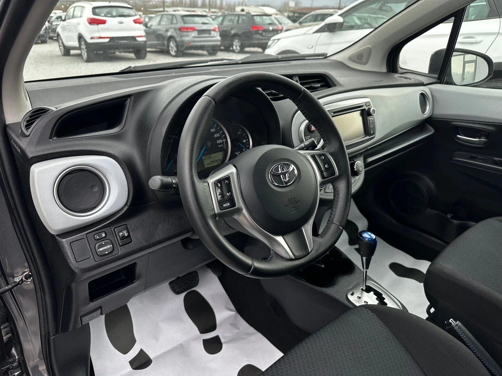 Toyota Yaris 1.5i-Hybrid-������-����-LED-������ ��-FULL-NEW-TOP | Mobile.bg � ����������� 8