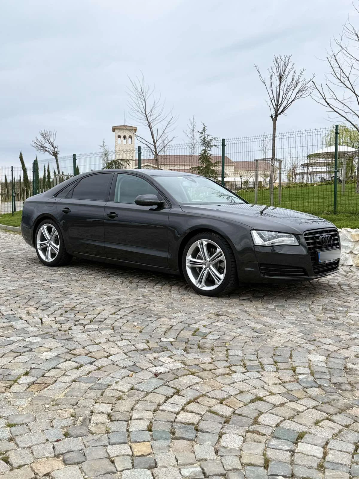 Audi A8 ПЪЛЕН СЕРВИЗ / РЕАЛНИ КИЛОМЕТРИ