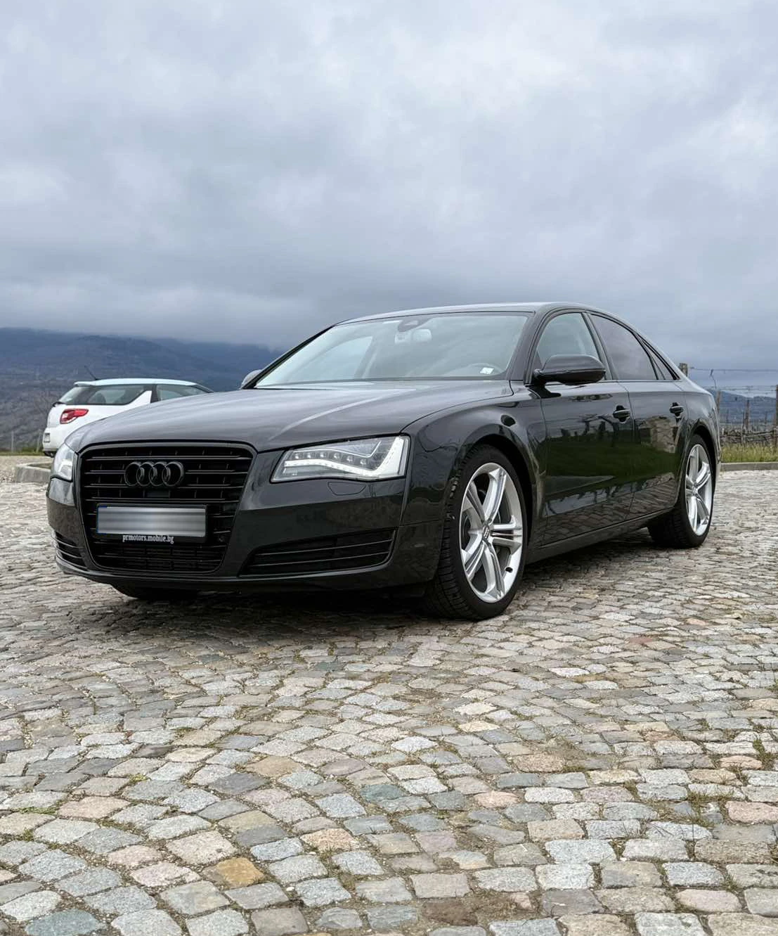 Audi A8 ПЪЛЕН СЕРВИЗ / РЕАЛНИ КИЛОМЕТРИ, снимка 5 - Автомобили и джипове - 54174266