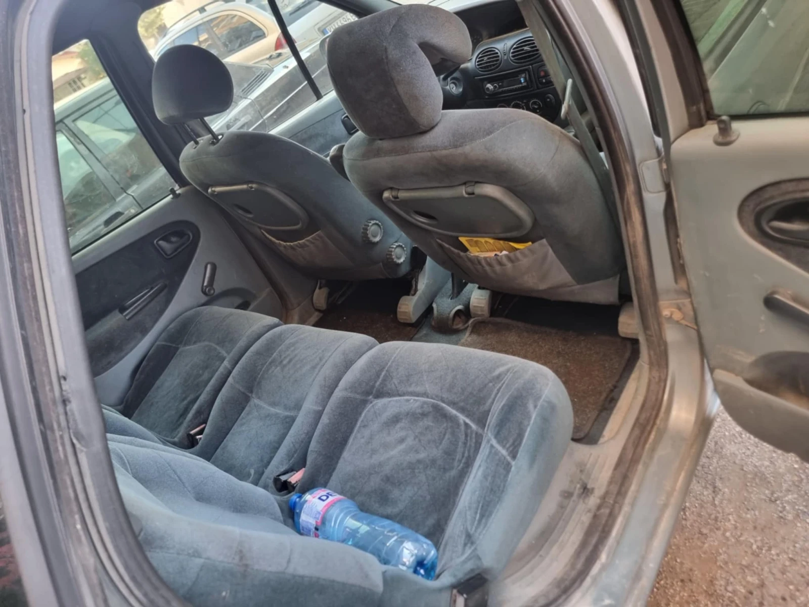 Renault Megane 1.9 dti, снимка 14 - Автомобили и джипове - 54337457