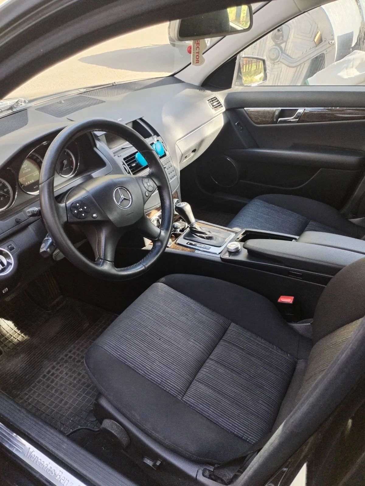 Mercedes-Benz C 200 W204, снимка 5 - Автомобили и джипове - 54961188