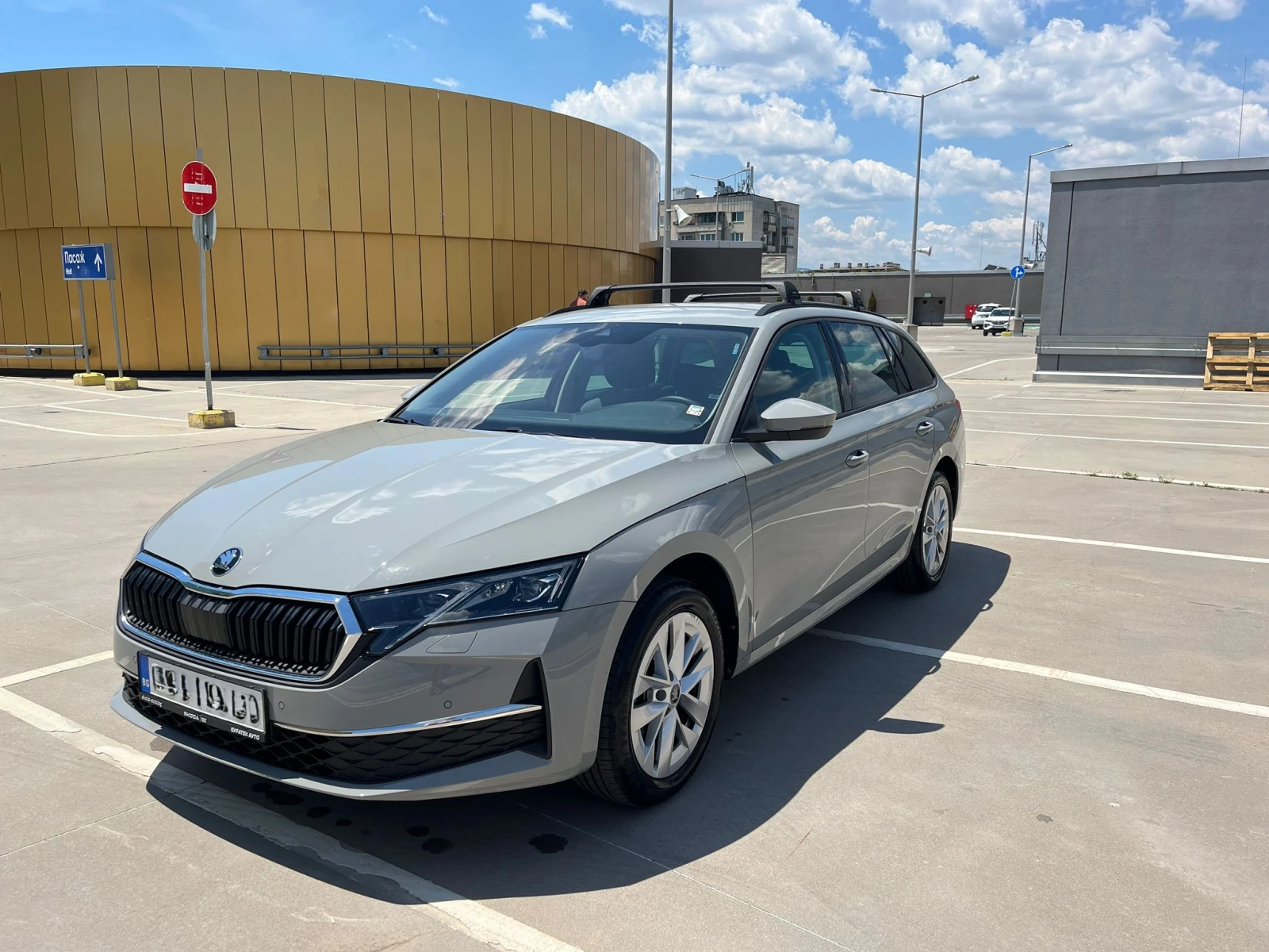 Skoda Octavia Едишън, снимка 4 - Автомобили и джипове - 55277103