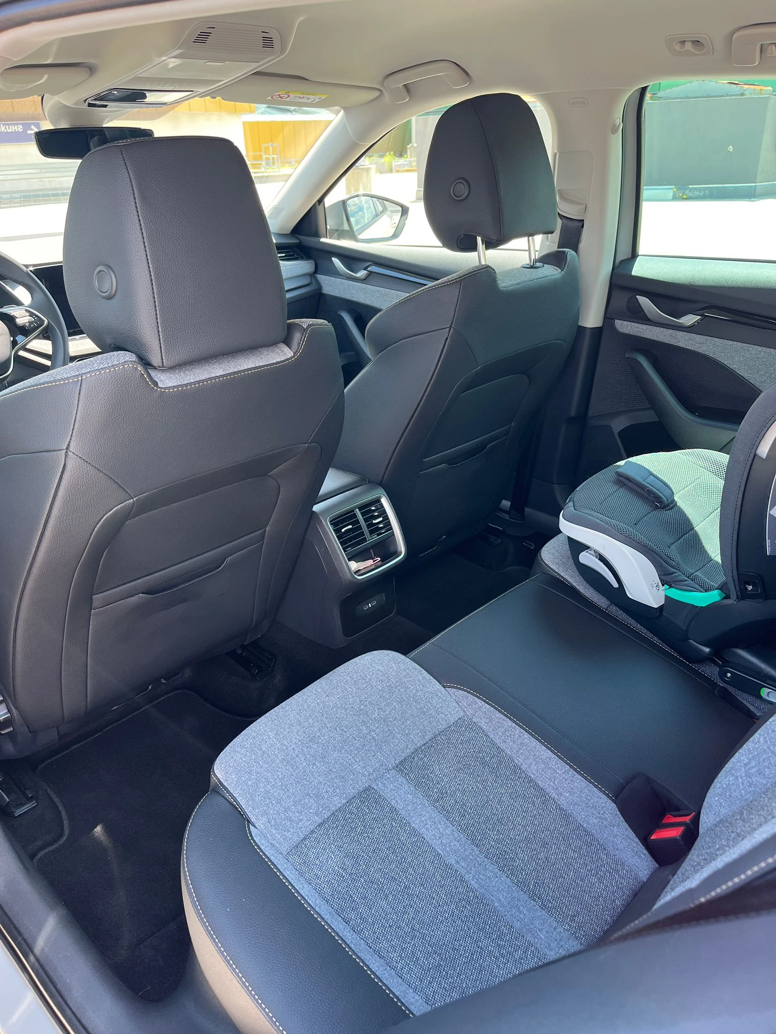 Skoda Octavia Едишън, снимка 8 - Автомобили и джипове - 55277103
