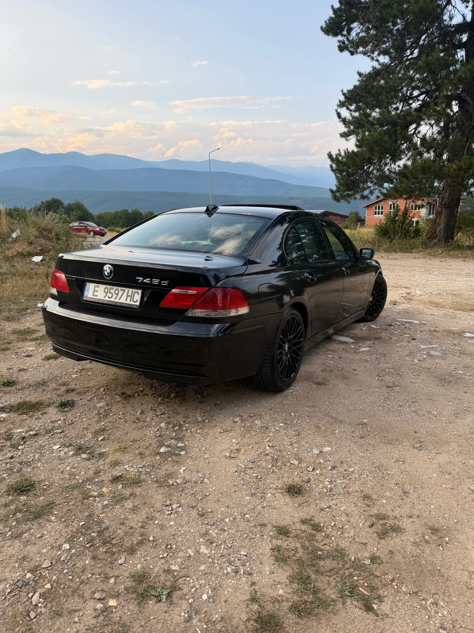 BMW 745, снимка 4 - Автомобили и джипове - 55710362