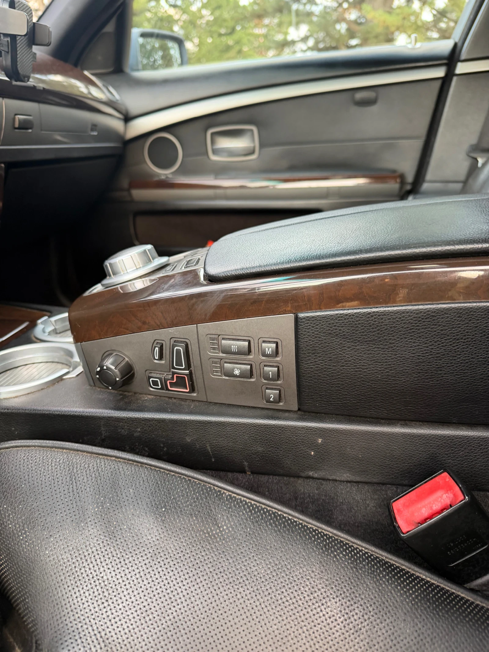 BMW 745, снимка 12 - Автомобили и джипове - 55710362