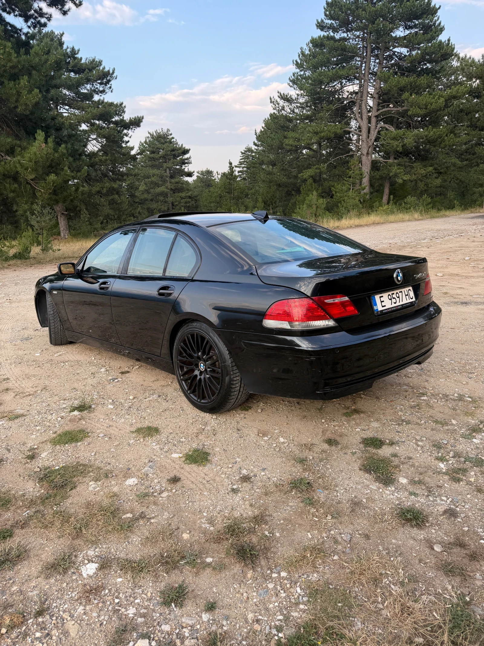 BMW 745, снимка 6 - Автомобили и джипове - 55710362