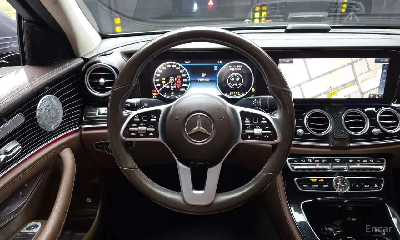 Mercedes-Benz E 450 4MATIC/360/DIS/HUD/BURMESTER/ОБДУХВАНЕ, снимка 13 - Автомобили и джипове - 55786989