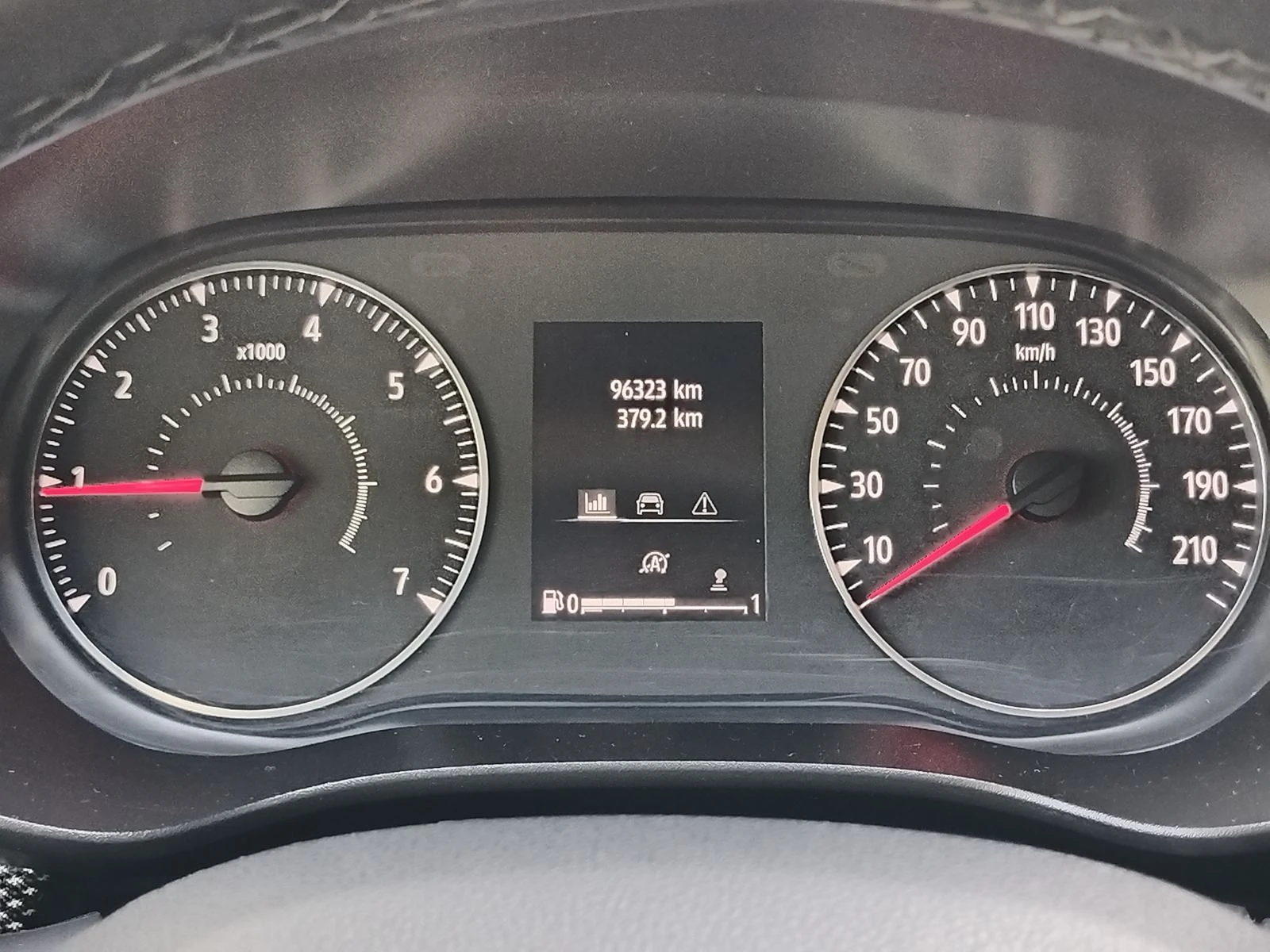 Dacia Logan 1.0Tce/100к.с./ECO-G, снимка 11 - Автомобили и джипове - 55811269