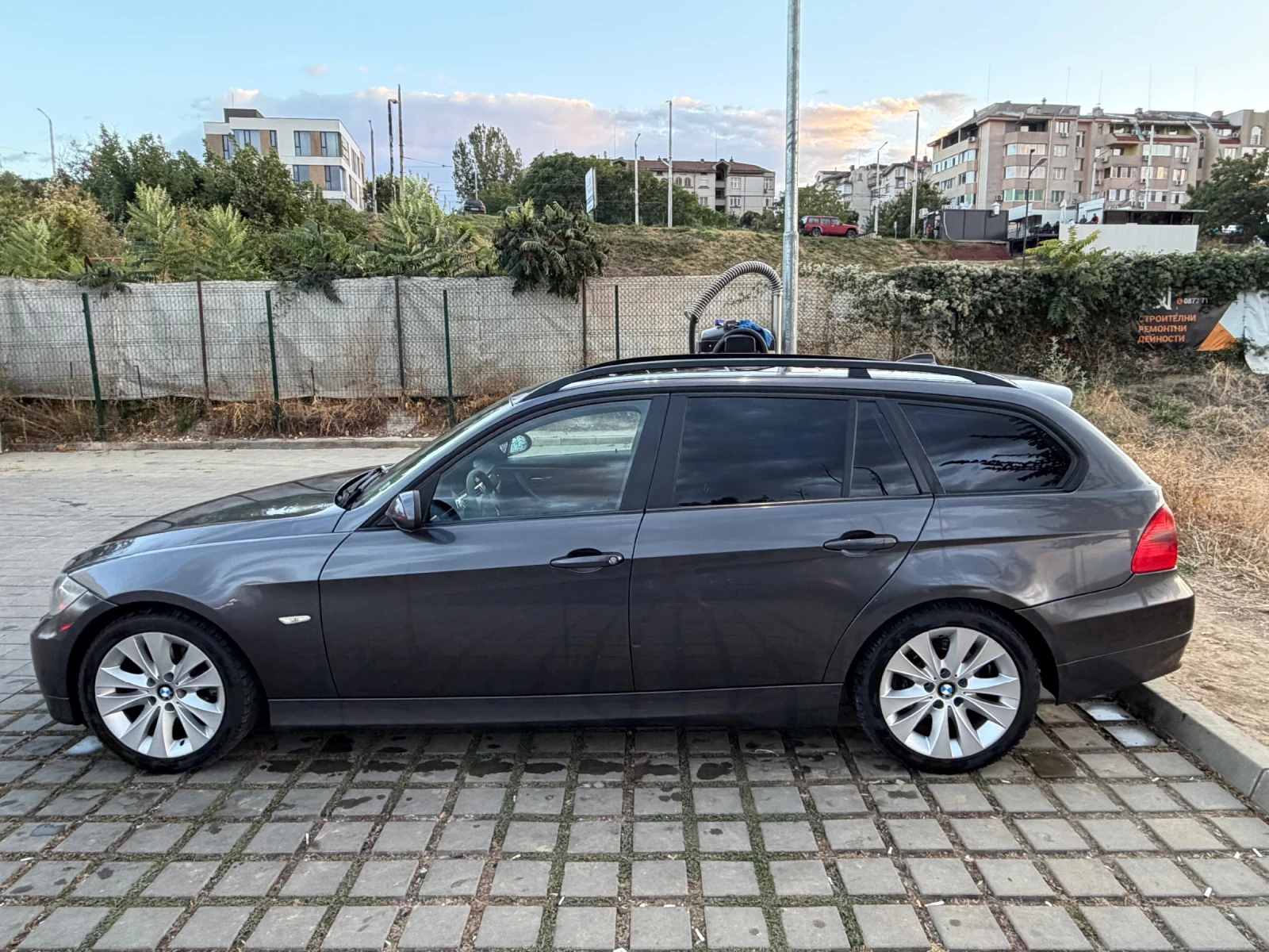 BMW 320, снимка 3 - Автомобили и джипове - 56293228