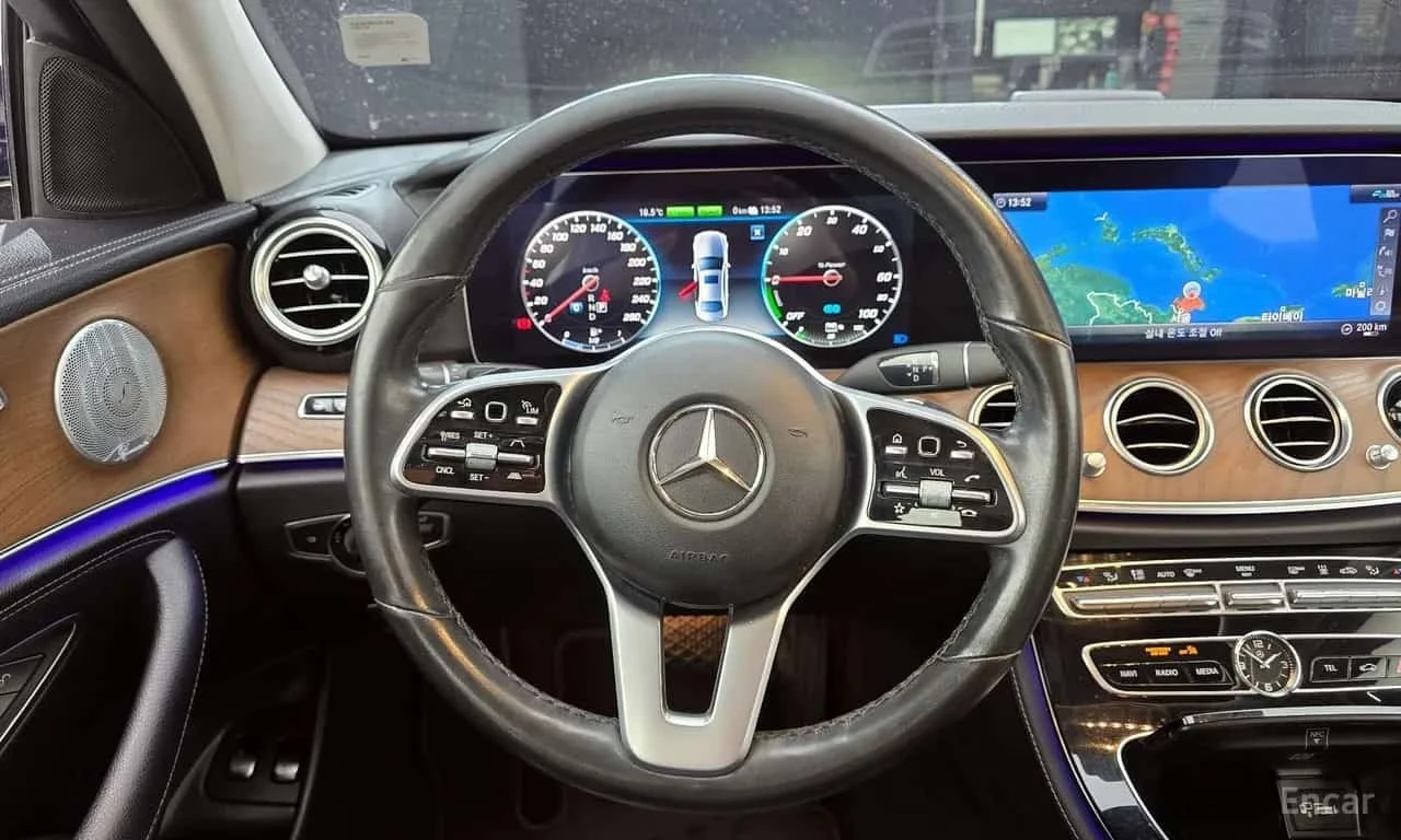 Mercedes-Benz E 300 4MATIC Exclusive * ����� �� ����������� | Mobile.bg � ����������� 14