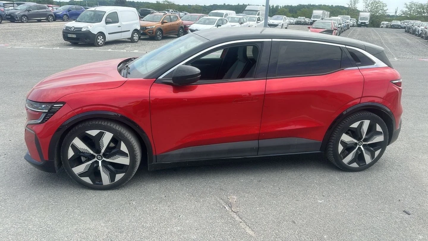 Renault Megane EV60 160KW, снимка 2 - Автомобили и джипове - 56724967