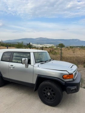 Обява за продажба на Toyota Fj cruiser ~22 000 лв. - изображение 1