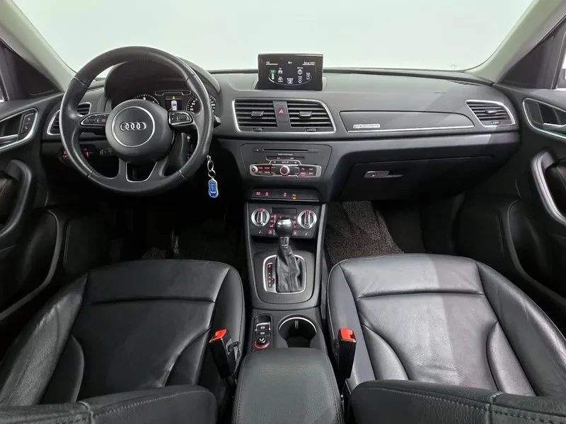 Audi Q3 2.0 TDI Quattro, снимка 7 - Автомобили и джипове - 55128646