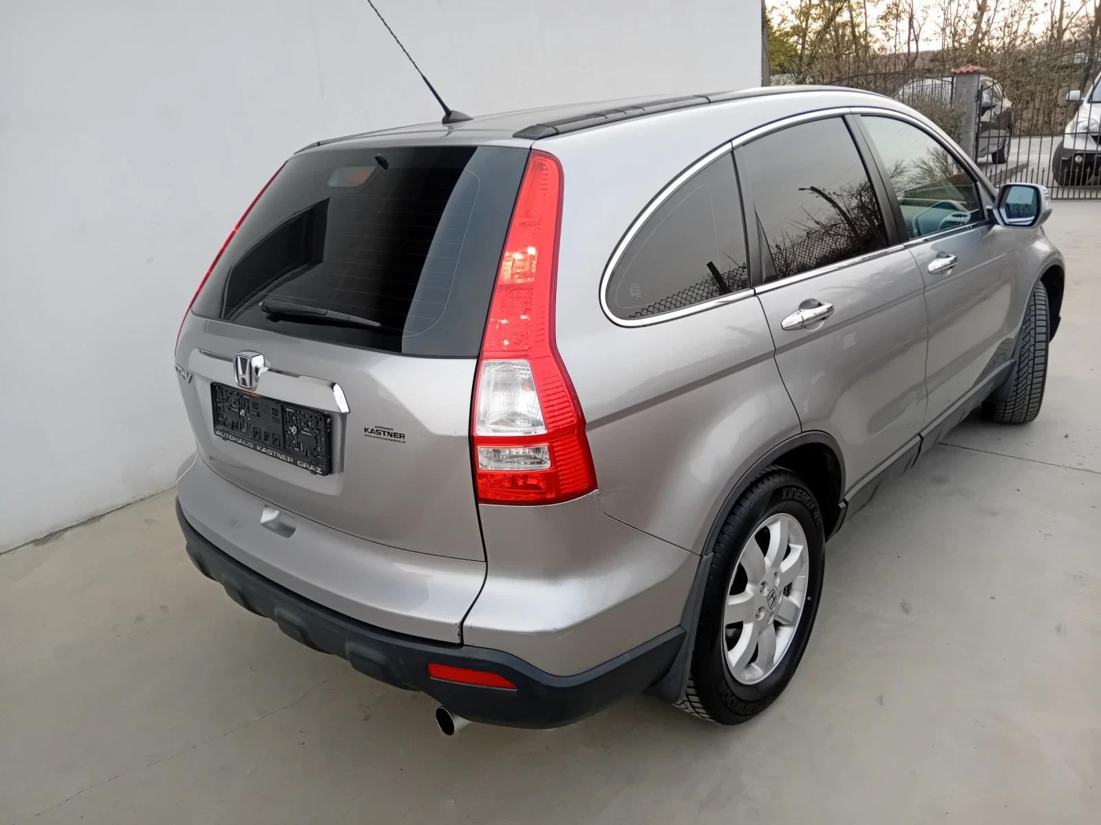 Honda Cr-v 2.0 - изображение 3