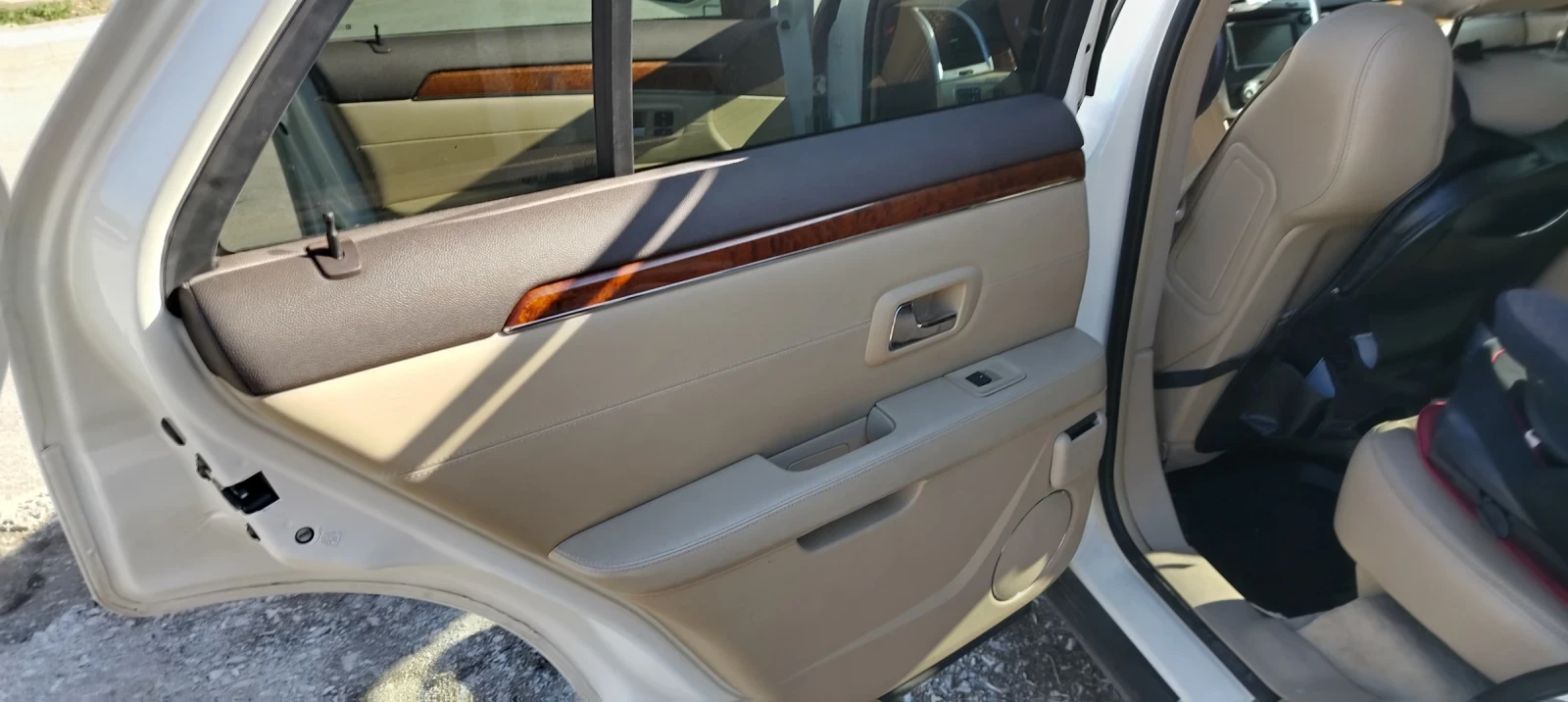 Cadillac Srx | Mobile.bg � ����������� 12