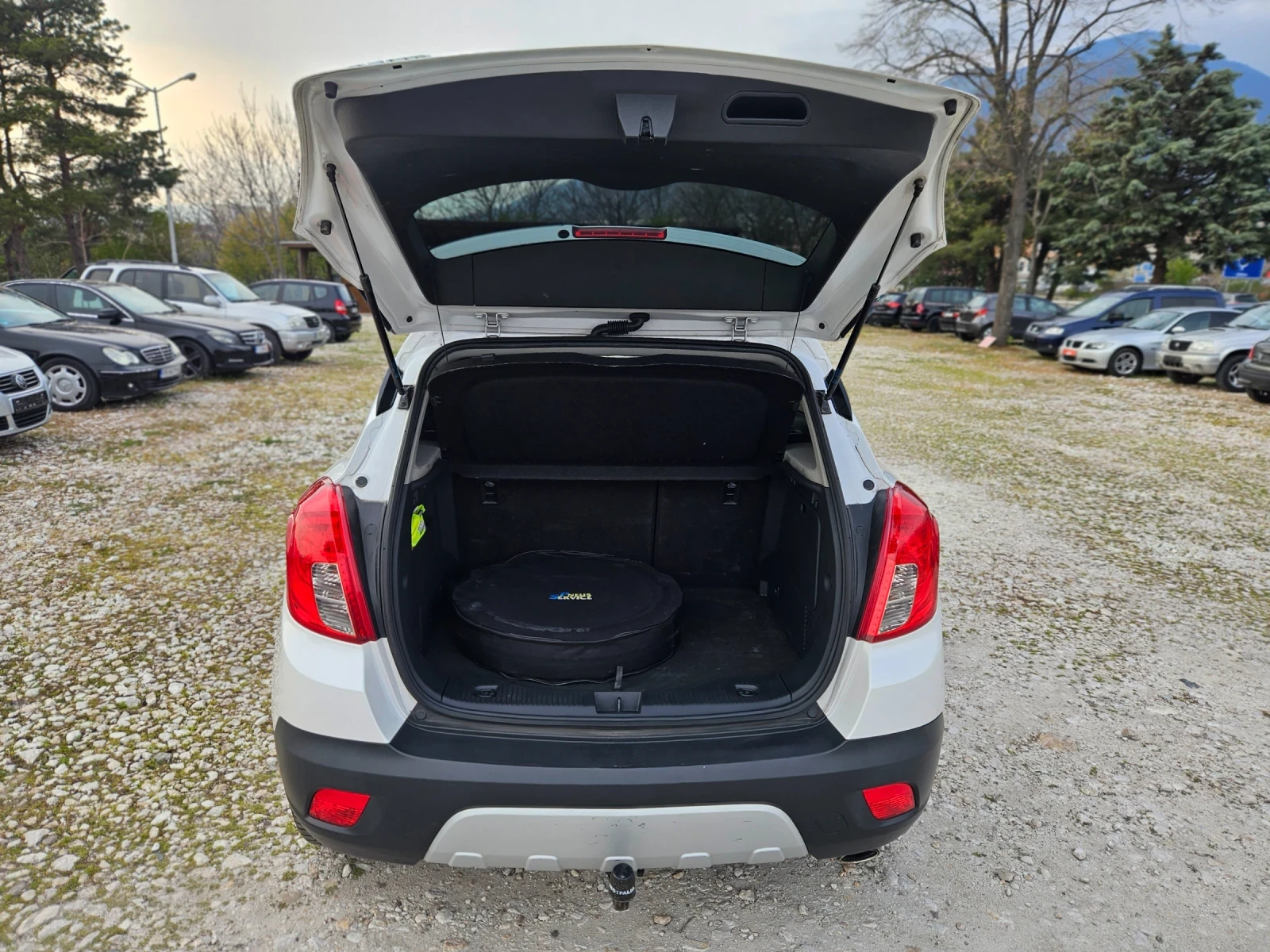 Opel Mokka 1.4/ТУРБО/LPG/БЯЛА ПЕРЛА, снимка 15 - Автомобили и джипове - 54189201
