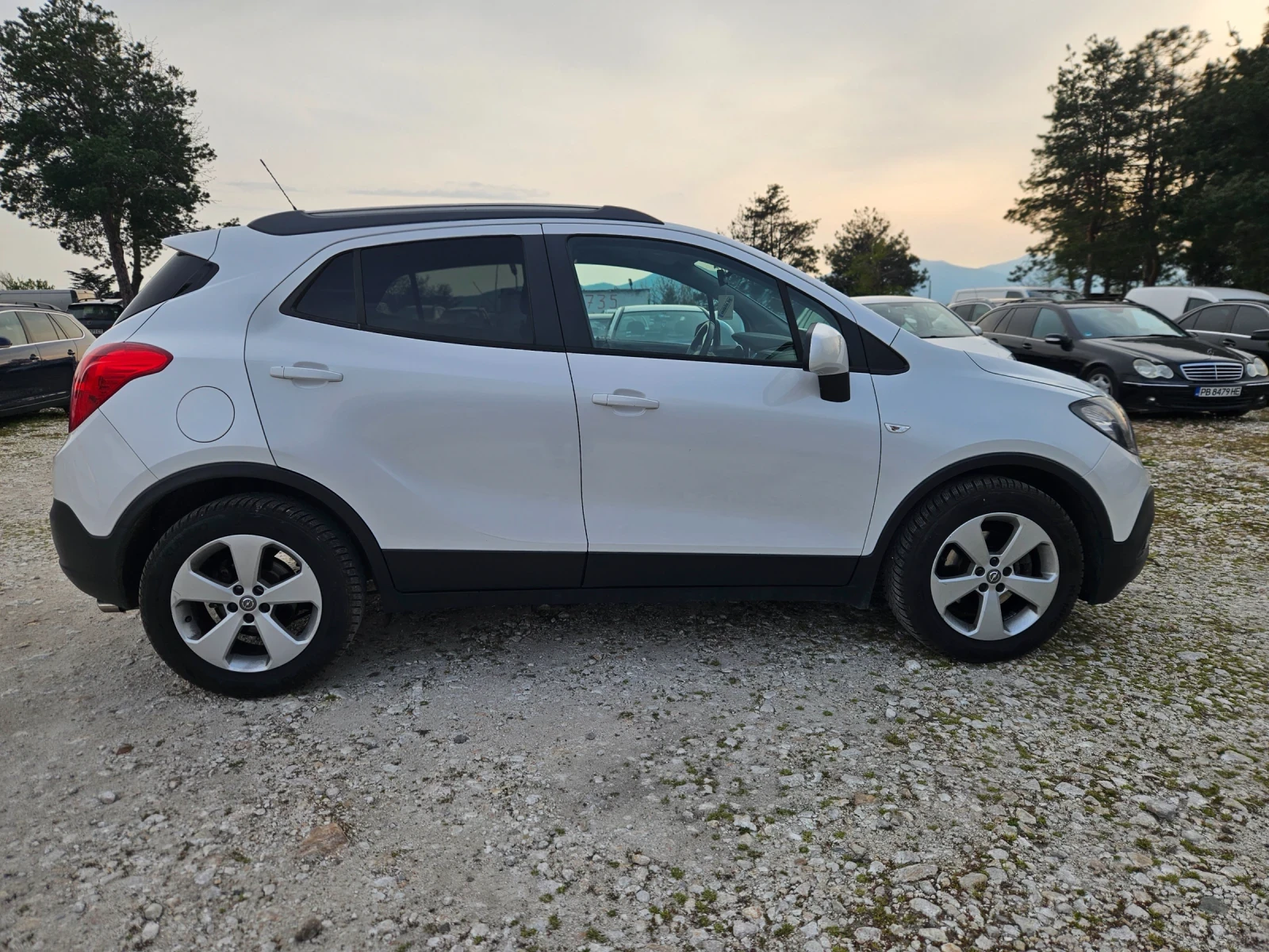 Opel Mokka 1.4/ТУРБО/LPG/БЯЛА ПЕРЛА, снимка 2 - Автомобили и джипове - 54189201