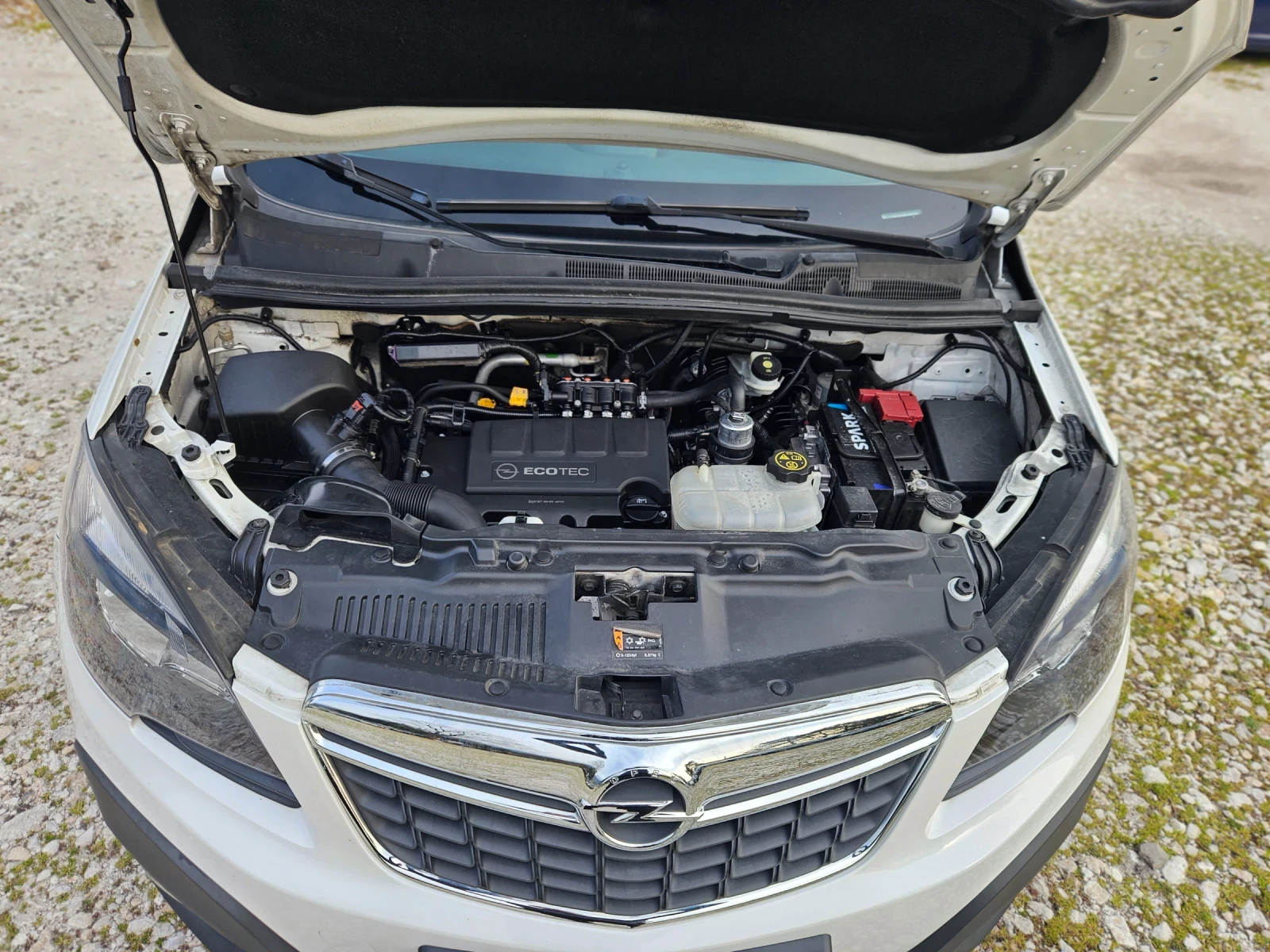 Opel Mokka 1.4/ТУРБО/LPG/БЯЛА ПЕРЛА, снимка 16 - Автомобили и джипове - 54189201