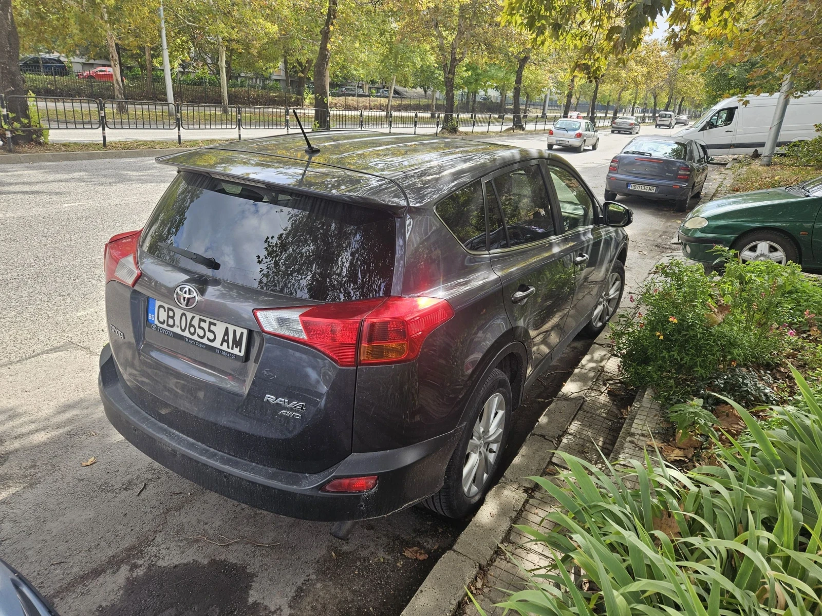 Toyota Rav4, снимка 2 - Автомобили и джипове - 54381287