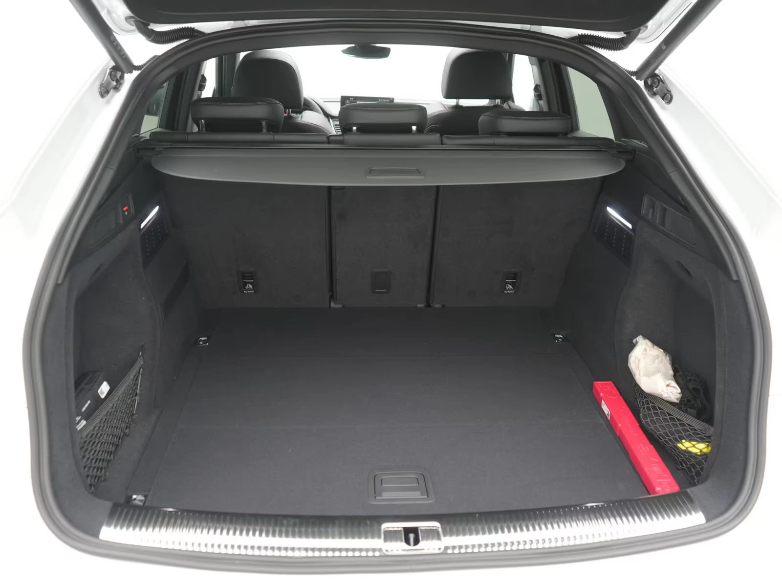 Audi Q5 SPORTBACK/204HP/S-LINE/PANO/360/AHK/281q, снимка 16 - Автомобили и джипове - 54477080