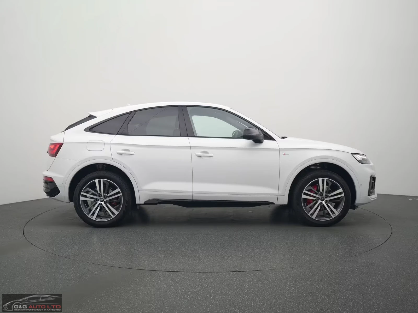 Audi Q5 SPORTBACK/204HP/S-LINE/PANO/360/AHK/281q, снимка 5 - Автомобили и джипове - 54477080