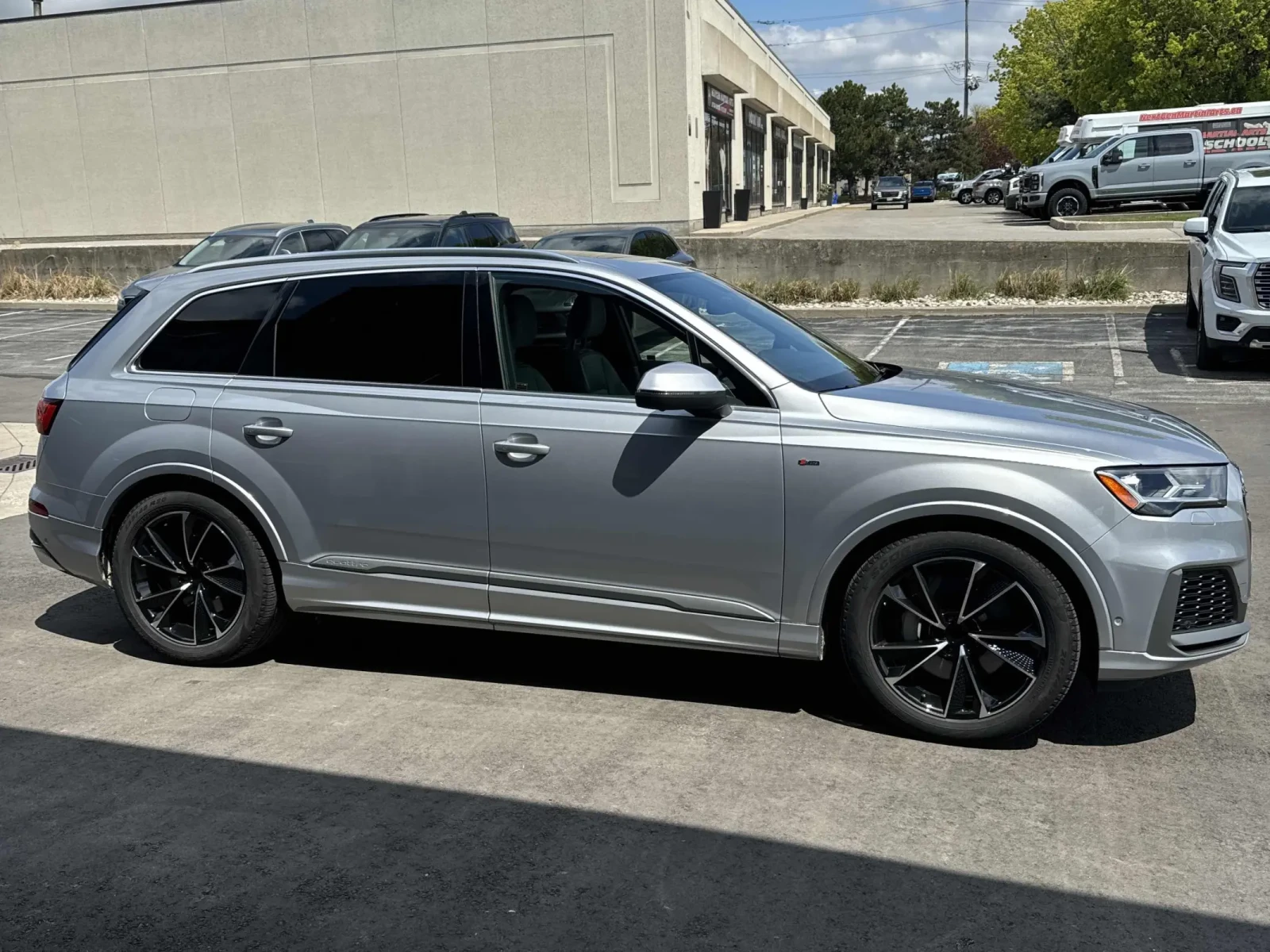 Audi Q7 Progressiv * CARFAX * АВТО КРЕДИТ * Цена до БГ * , снимка 4 - Автомобили и джипове - 54556775