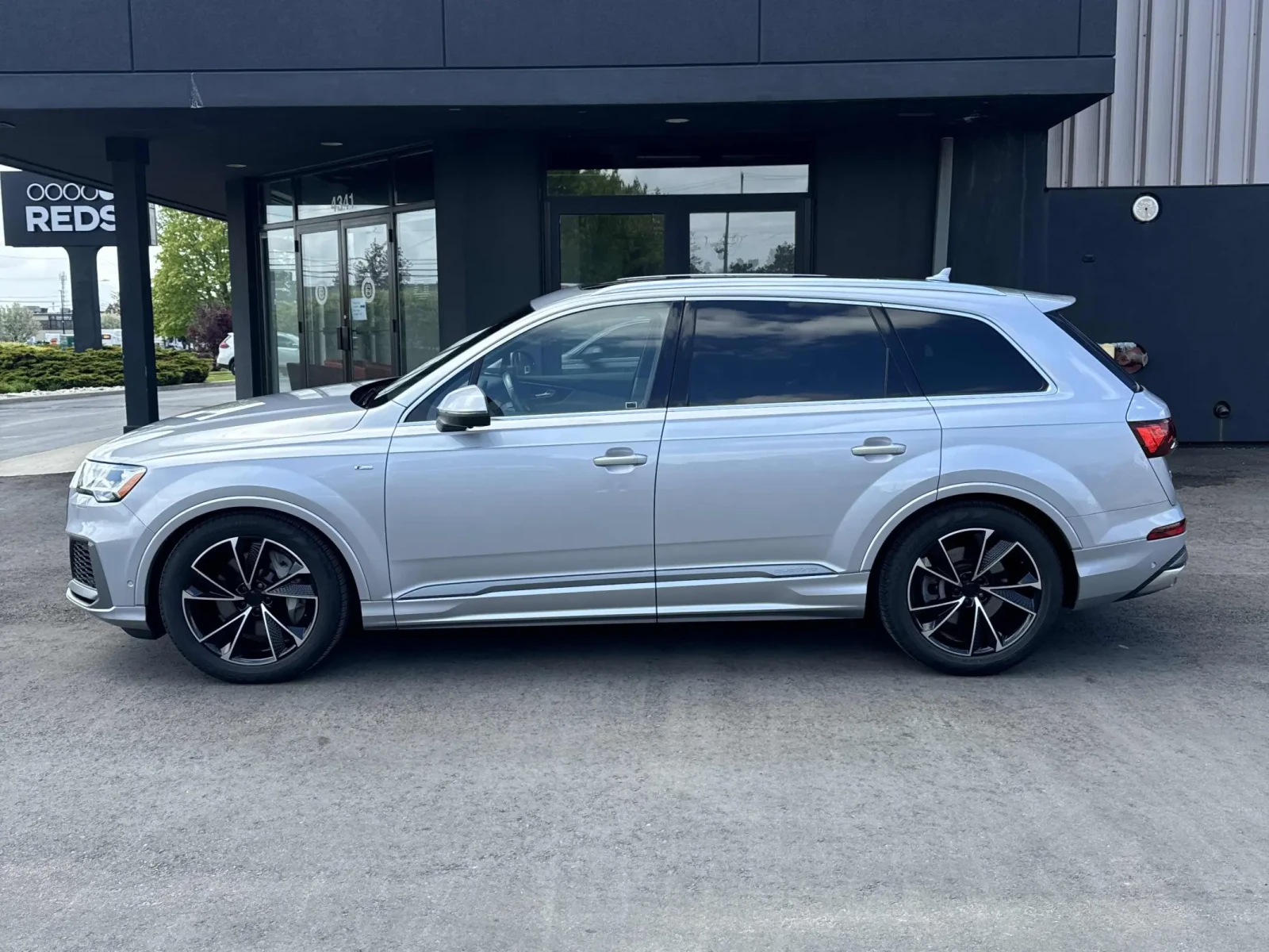 Audi Q7 Progressiv * CARFAX * АВТО КРЕДИТ * Цена до БГ * , снимка 3 - Автомобили и джипове - 54556775