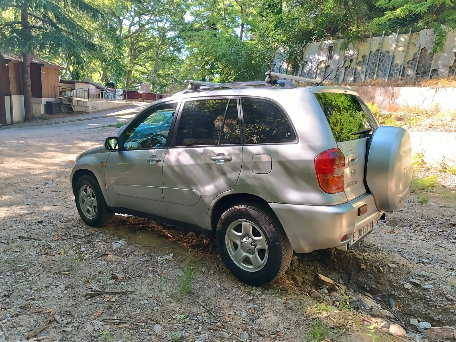Toyota Rav4 2.0 D4D, снимка 14 - Автомобили и джипове - 54714832