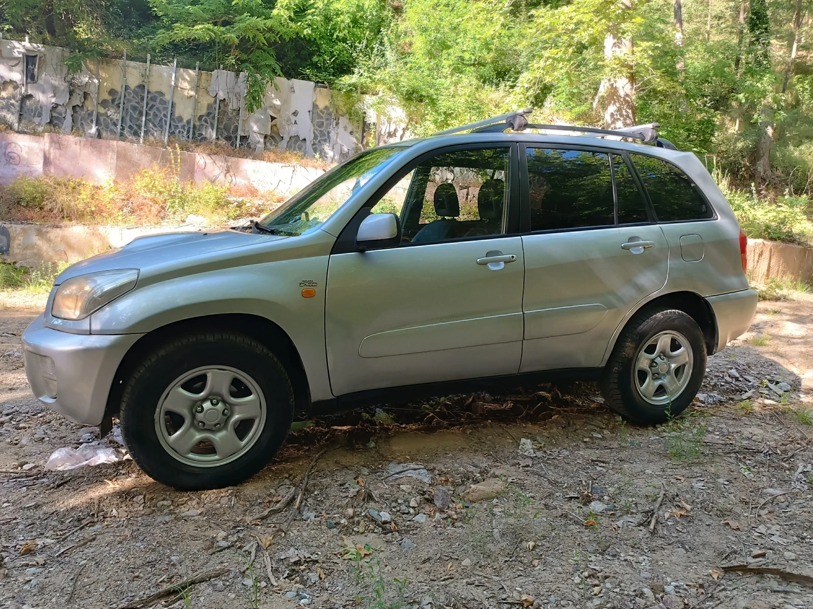 Toyota Rav4 2.0 D4D, снимка 3 - Автомобили и джипове - 54714832