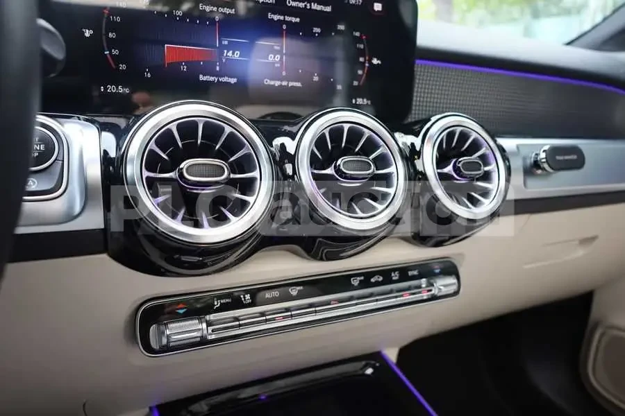 Mercedes-Benz GLB 200 d | КАМЕРА| DISTRONIC| ПАНОРАМА| ВКЛ.ТЕХНОТЕСТ, снимка 6 - Автомобили и джипове - 54764511