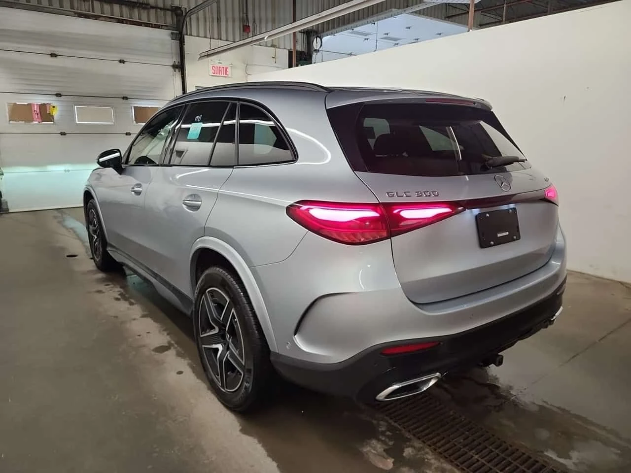 Mercedes-Benz GLE 300 AMG Line * CARFAX * Без инциденти * , снимка 6 - Автомобили и джипове - 55230428